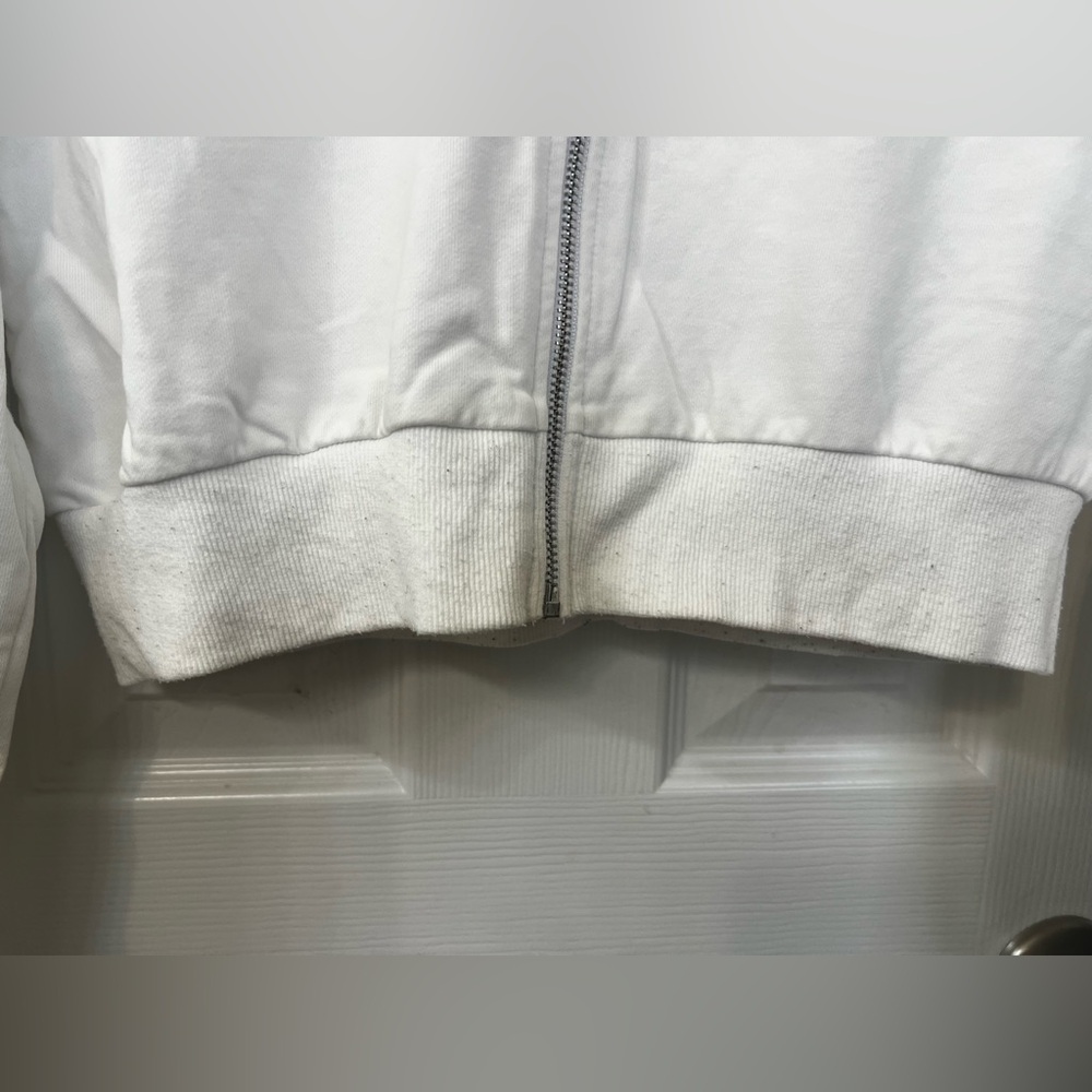 Juniors Small Cropped White Zip-Up L/S Hoodie - Picture 3 of 9
